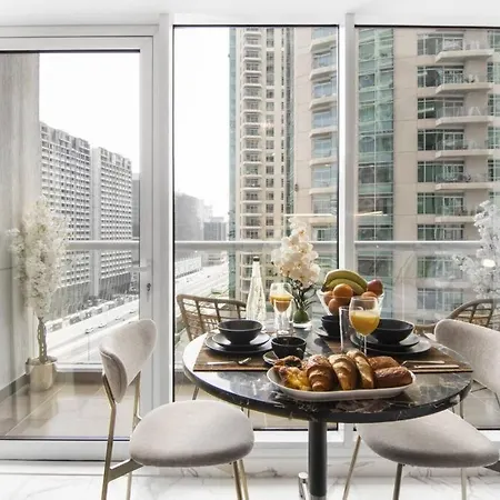 First Class Cozy & Central Studio Burj, Metro, Mall Nearby Dubai Exterior photo